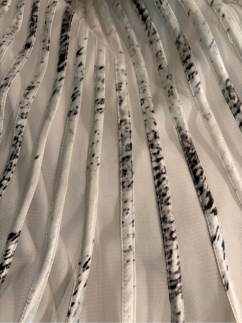 Cache White Spaghetti-Strap Midi Dress with Black Accents - Picture 3 of 4